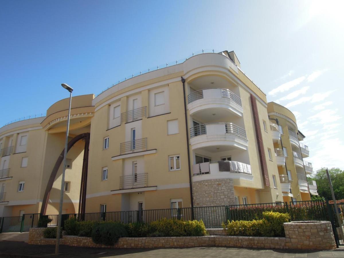 Stella Maris Appartement Umag Luaran gambar